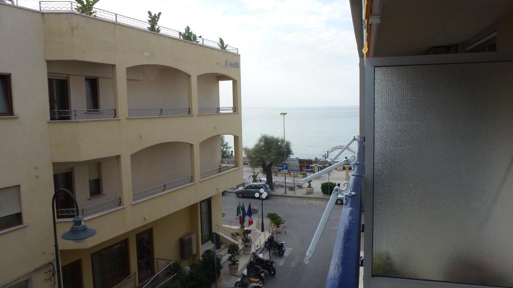 Sea Star Apartment Cefalù Cameră foto